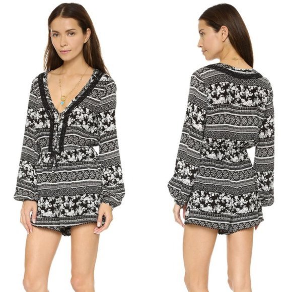 House of Harlow 1960 Ainsley Summer Fall Preppy Chic Floral Boho Romper Black - Picture 1 of 10